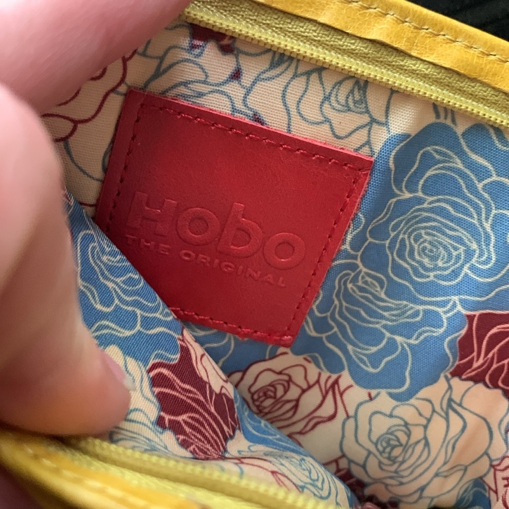 HOBO Crossbody Wallet - Picture 5 of 7